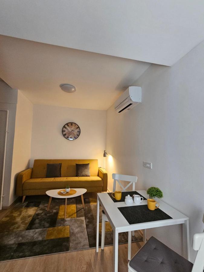 Golden Sun Apartment ซาเกร็บ ภายนอก รูปภาพ