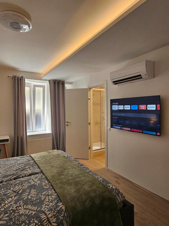 Golden Sun Apartment ซาเกร็บ ภายนอก รูปภาพ